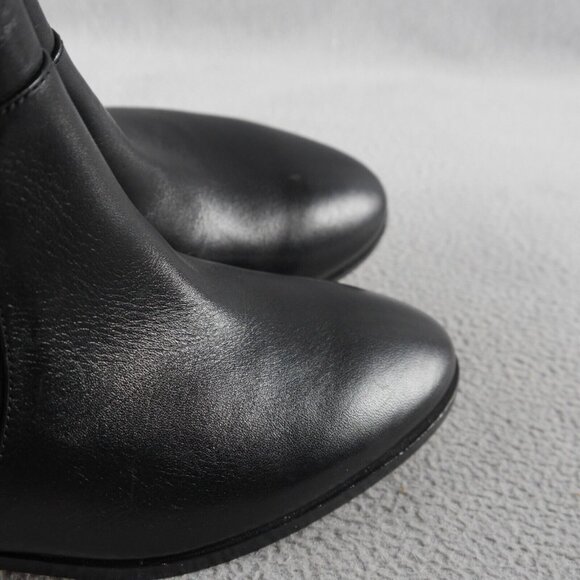 MICHAEL KORS SALEM Black Leather/Spotted Pony Hair ANKLE BOOTIES SIZE 6M 60799 - Picture 2 of 4